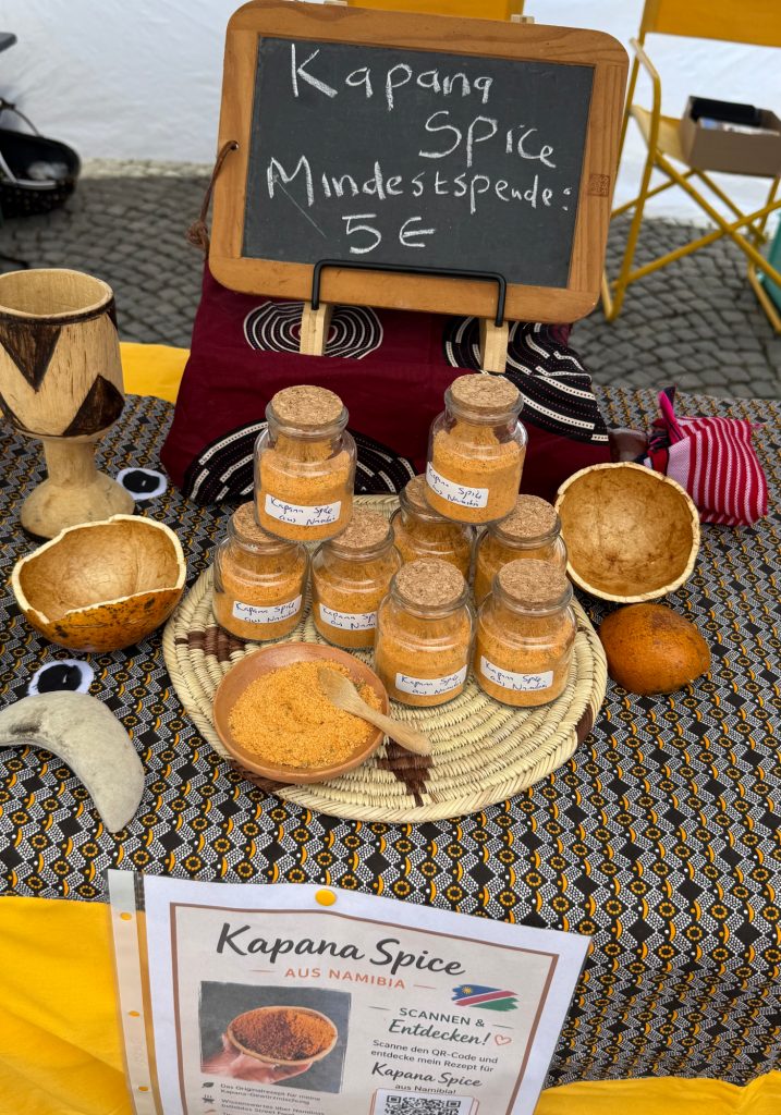 Selbst abgefüllte Kapana Spice Gewürzmischung aus Namibia, die am Stand von Kwafa Namibia e.V. gegen eine Spende angeboten wurde.